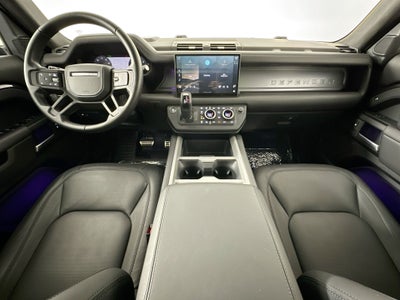 2025 Land Rover Defender 130 V8