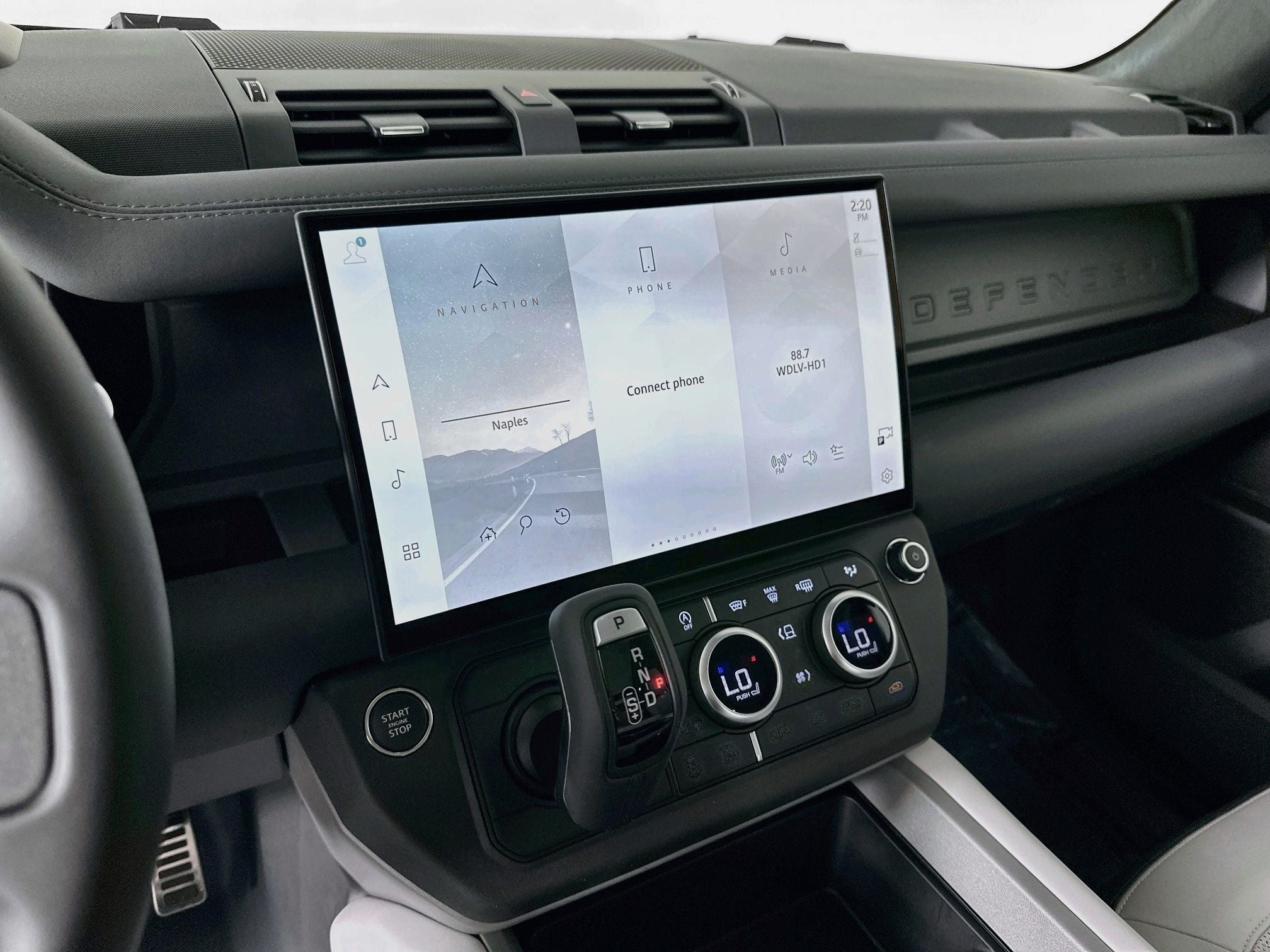 2026 Land Rover Defender 130 V8