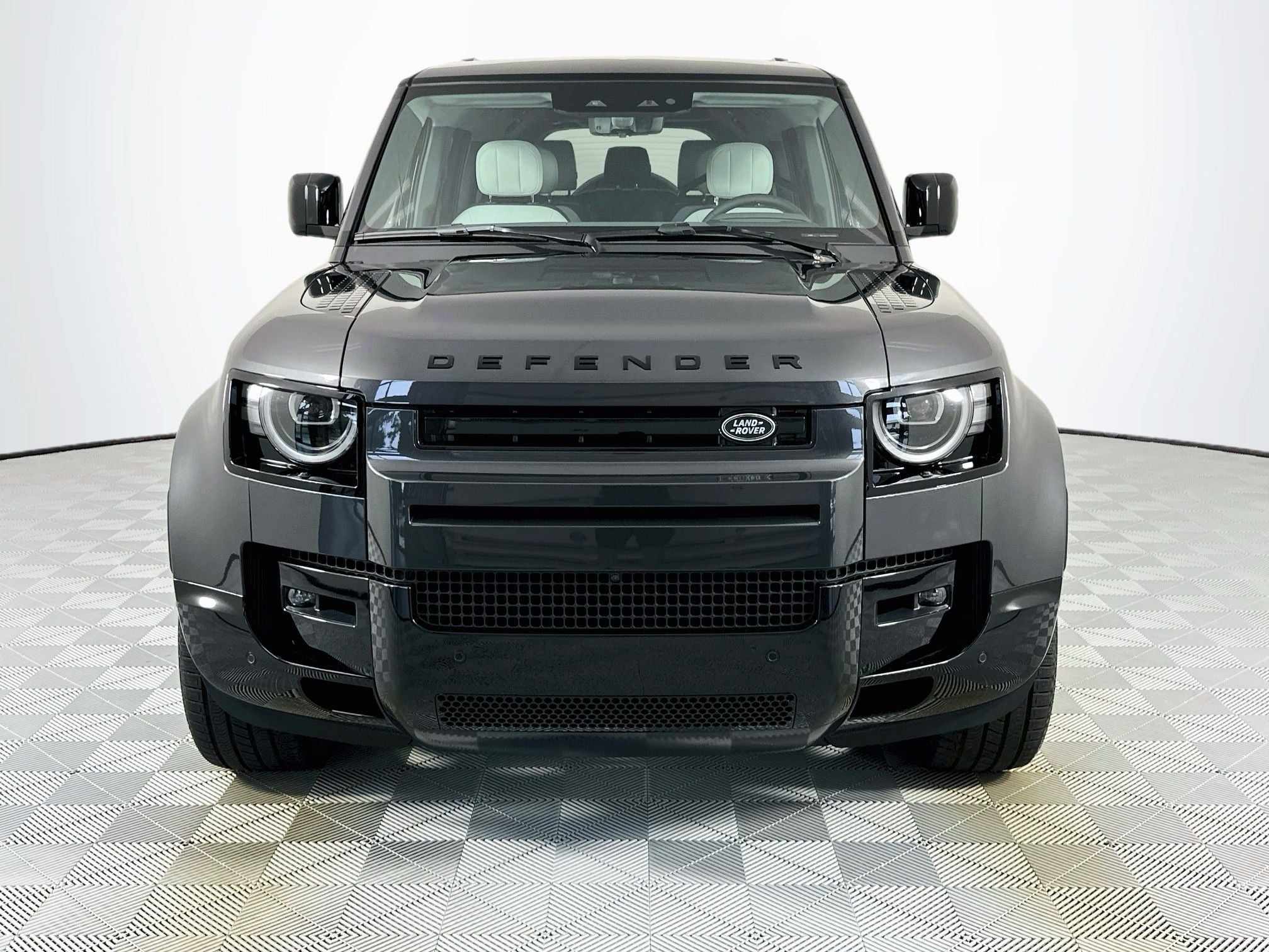 2026 Land Rover Defender 130 V8