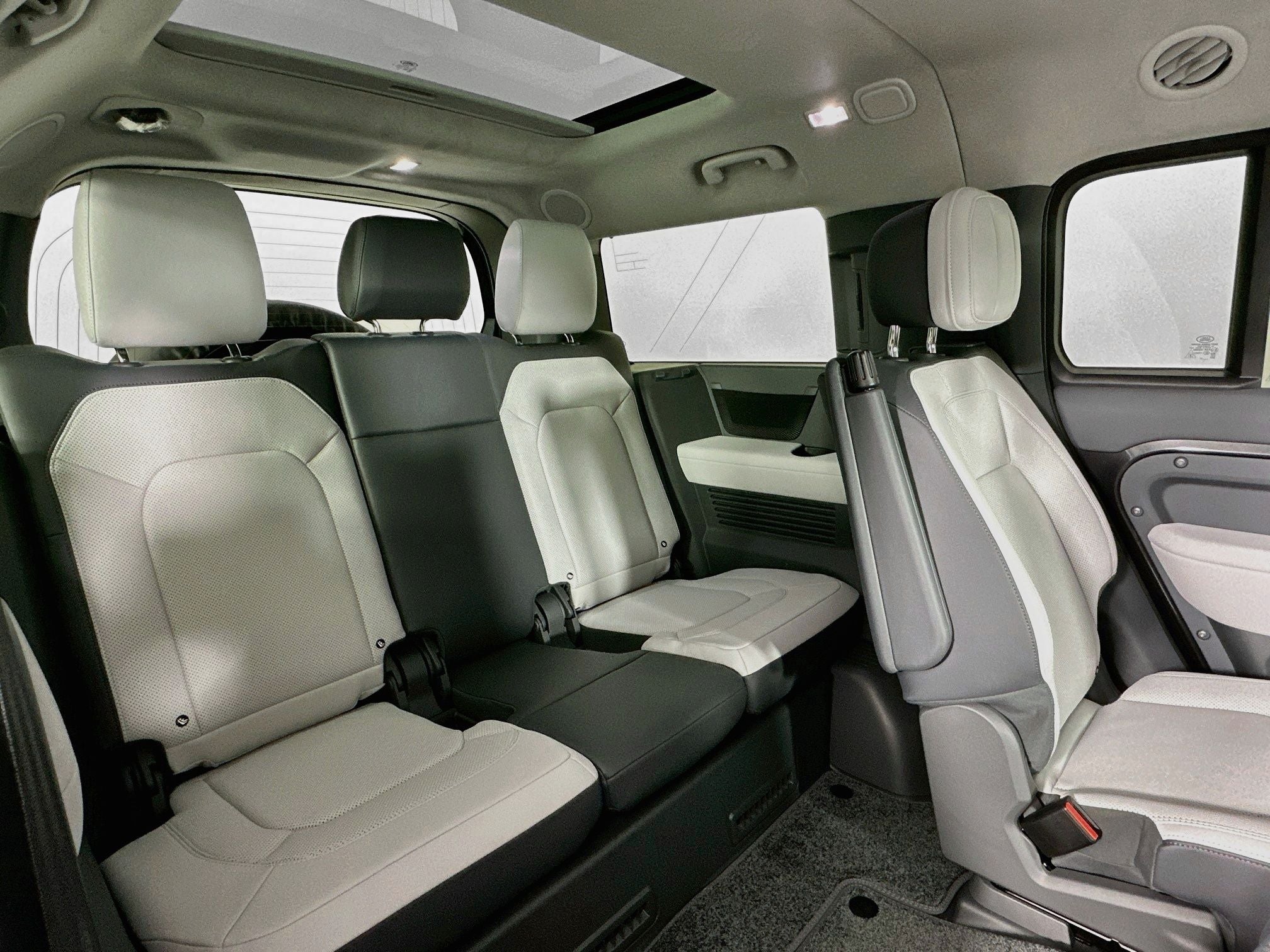 2026 Land Rover Defender 130 V8