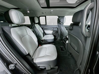2026 Land Rover Defender 130 V8