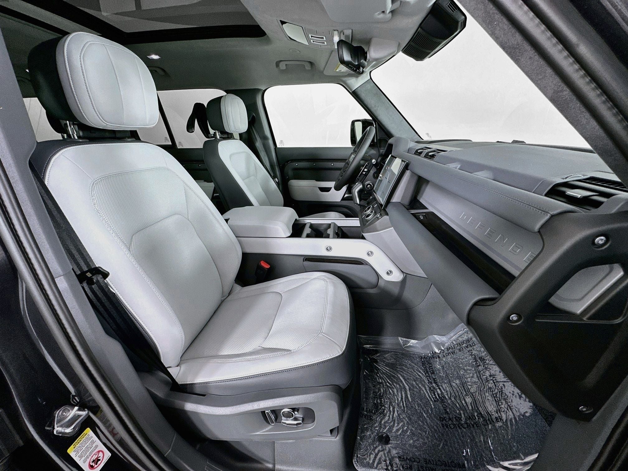 2026 Land Rover Defender 130 V8