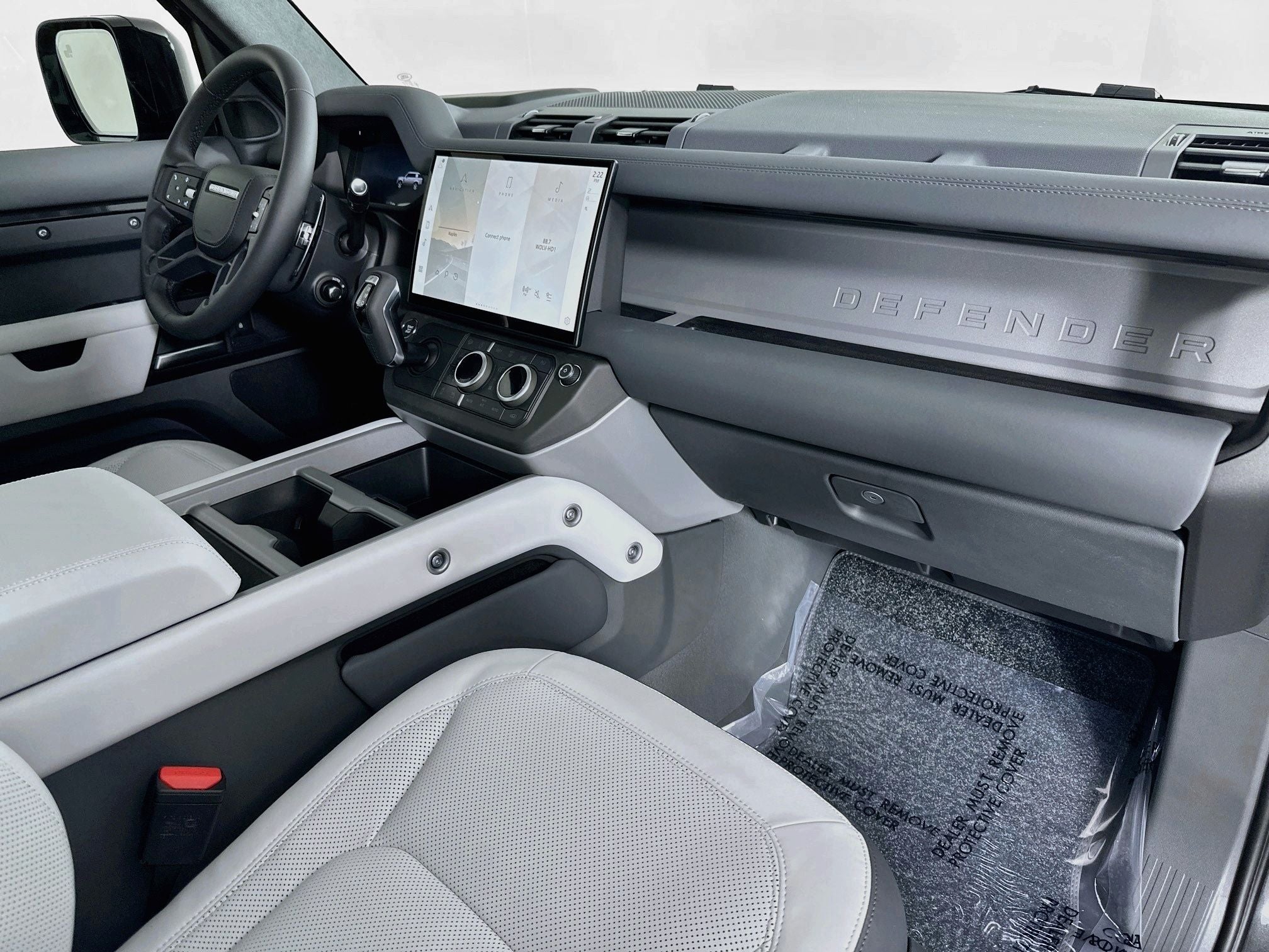 2026 Land Rover Defender 130 V8