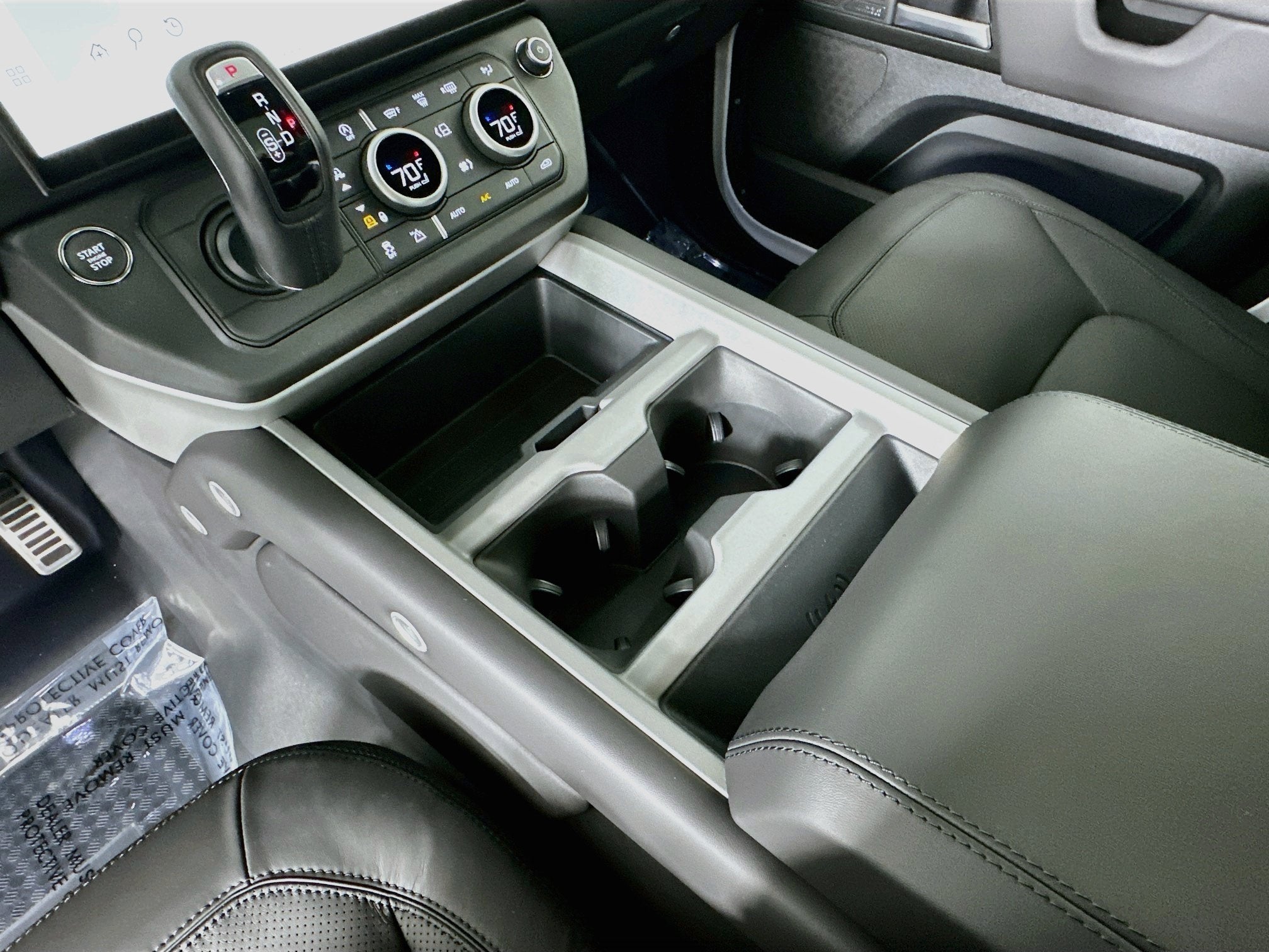 2026 Land Rover Defender 130 V8