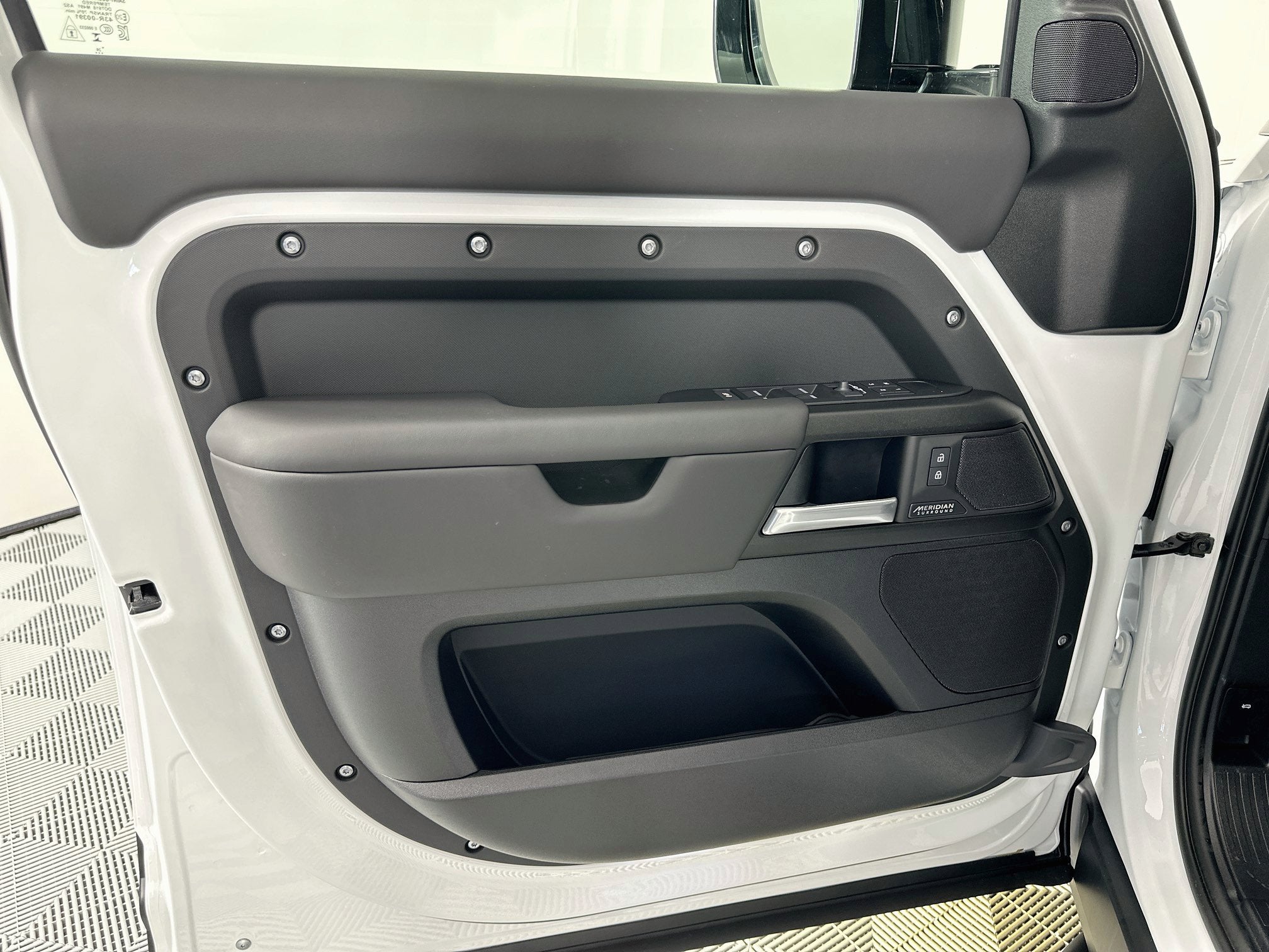 2026 Land Rover Defender 130 V8