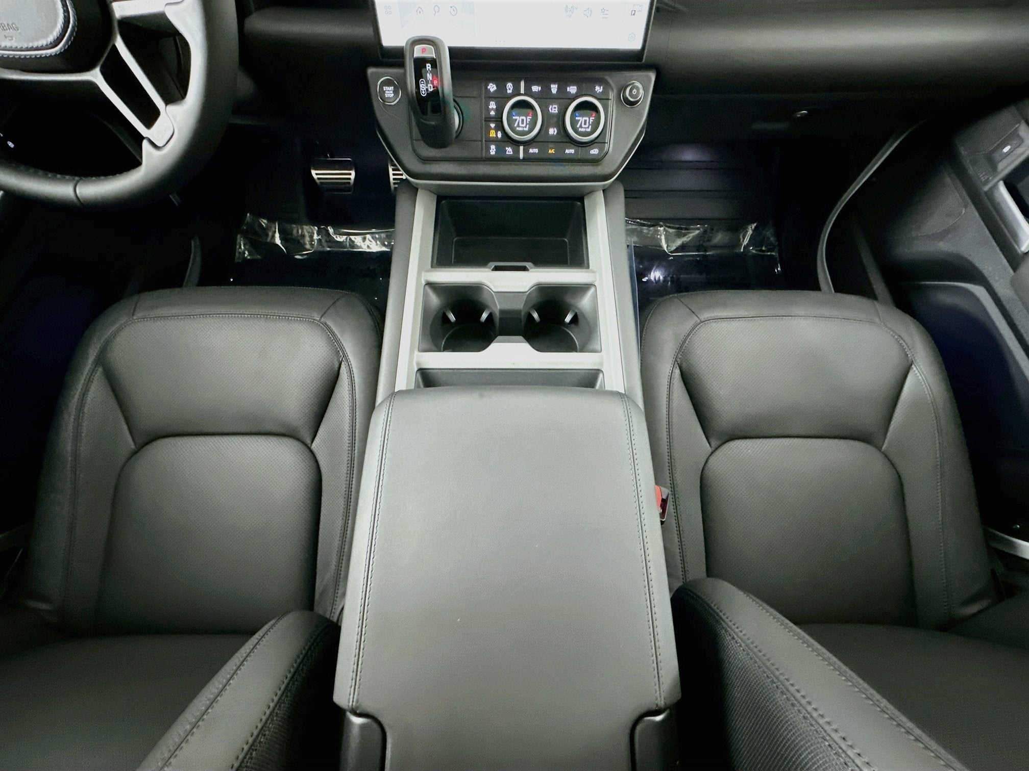2026 Land Rover Defender 130 V8