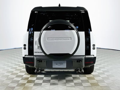 2026 Land Rover Defender 130 V8