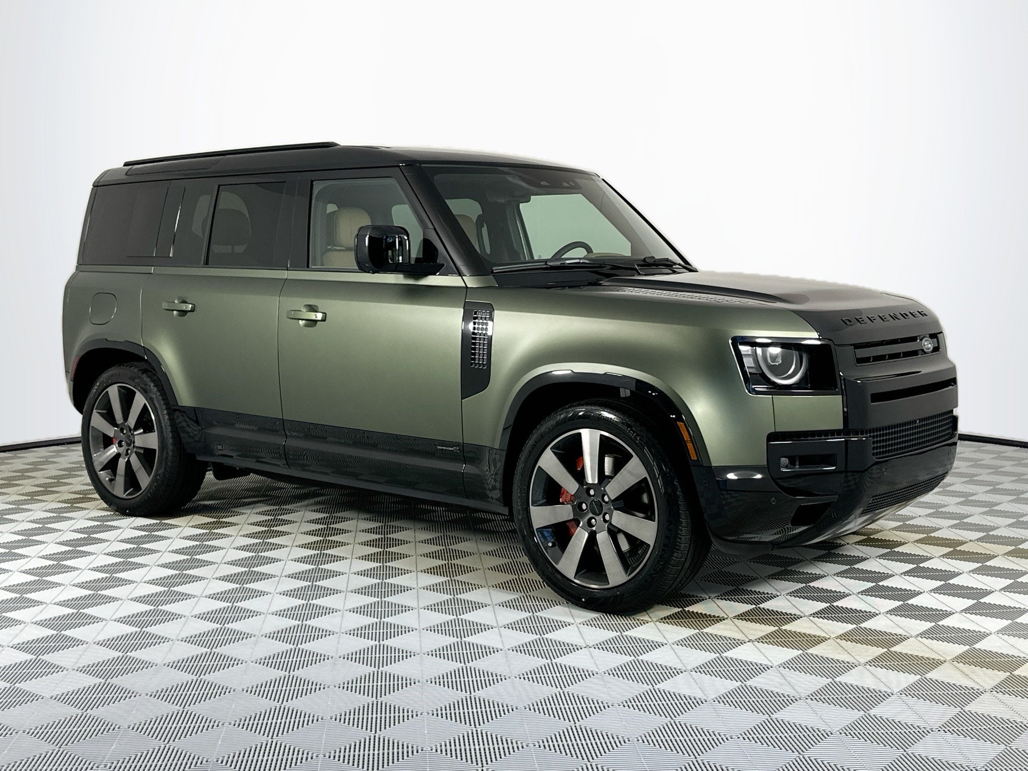 2026 Land Rover Defender 110 Base