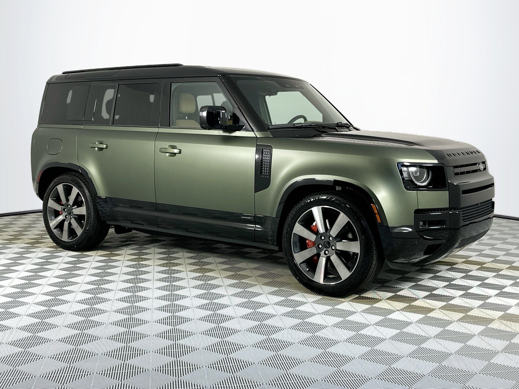 2026 Land Rover Defender 110 Base