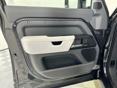 2026 Land Rover Defender 110 Base