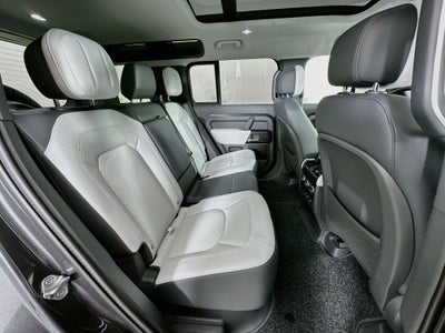 2026 Land Rover Defender 110 Base