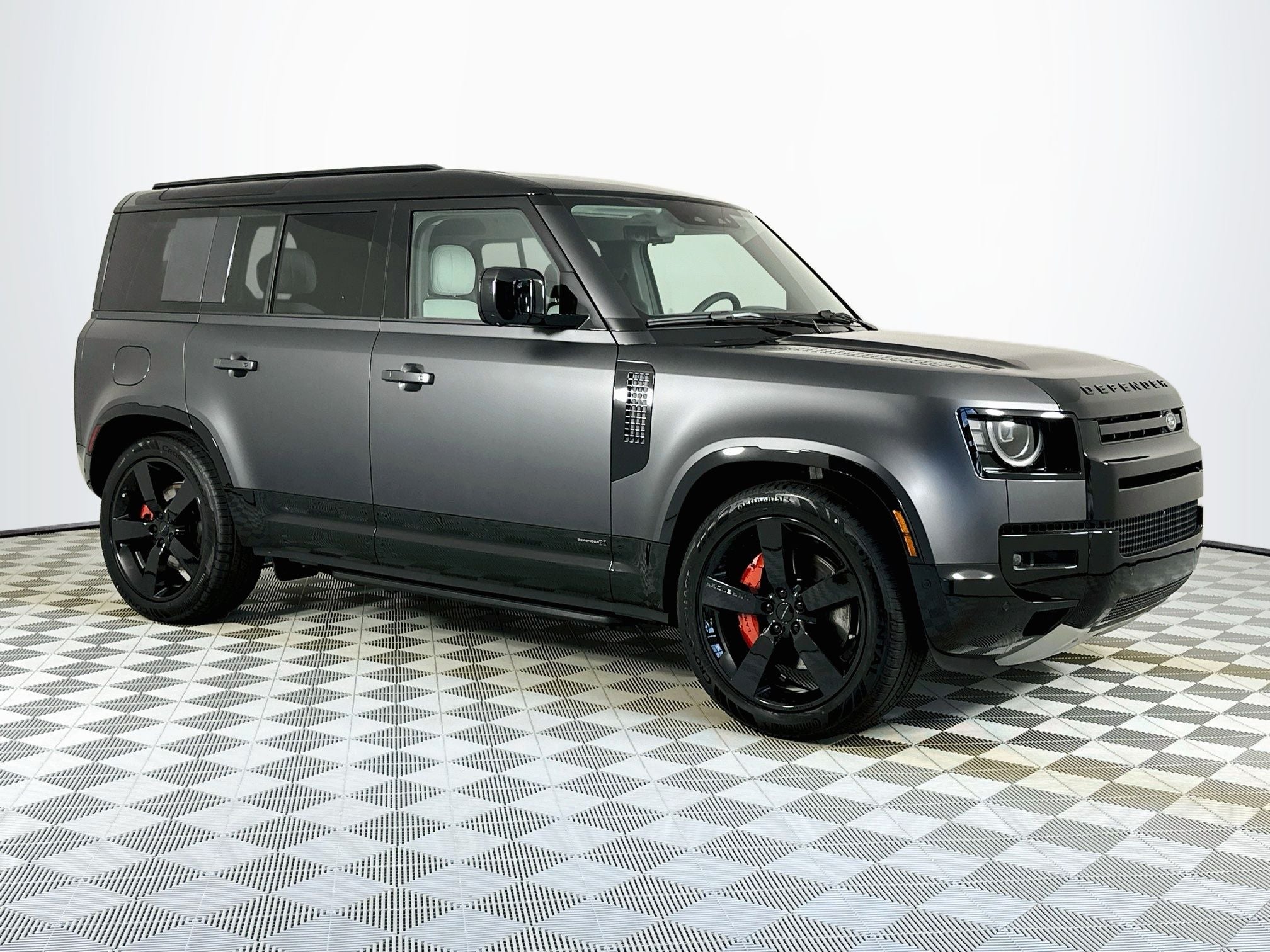2026 Land Rover Defender 110 Base