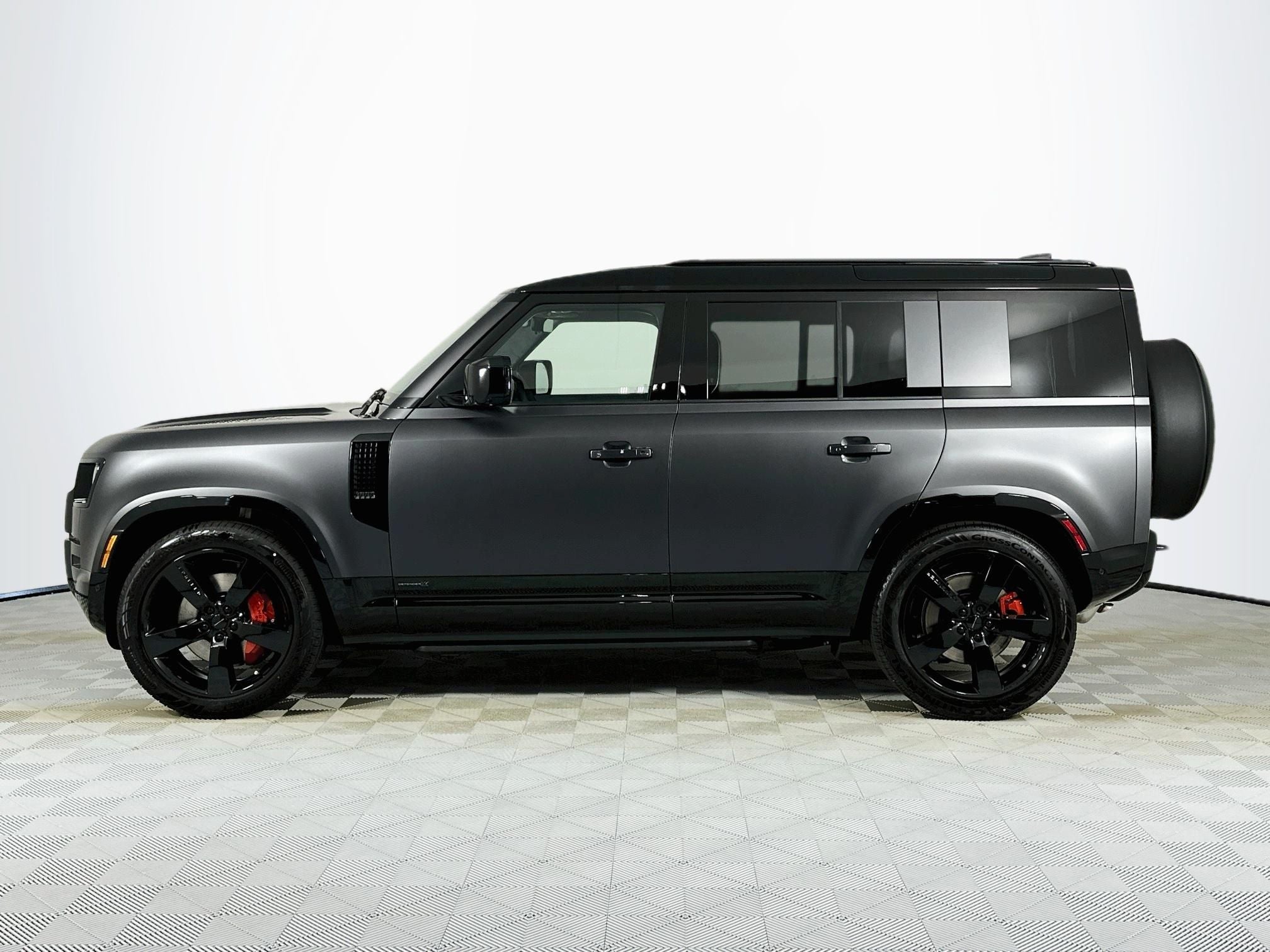 2026 Land Rover Defender 110 Base