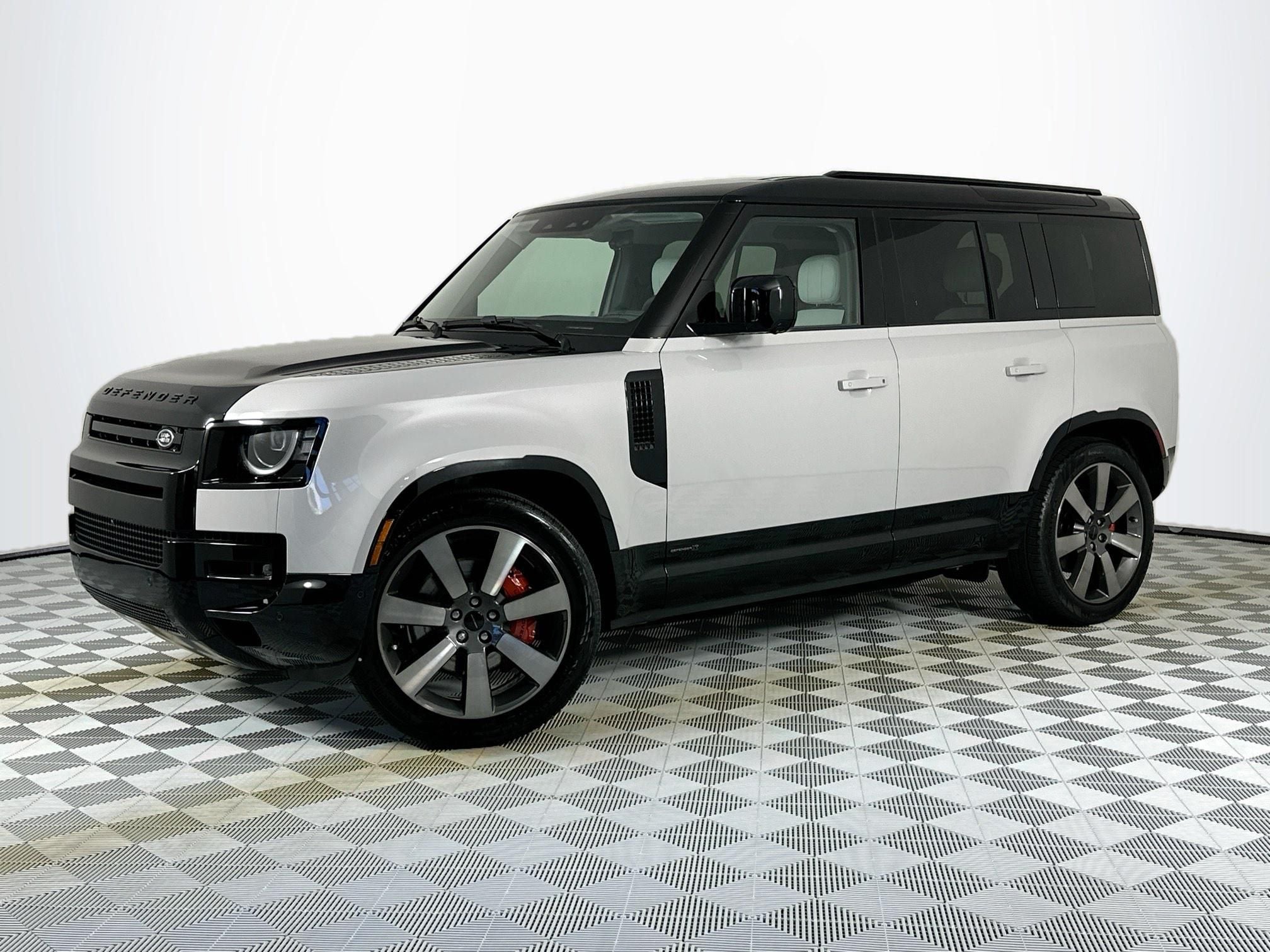 2026 Land Rover Defender 110 Base