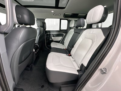 2026 Land Rover Defender 110 Base