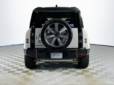 2026 Land Rover Defender 110 Base