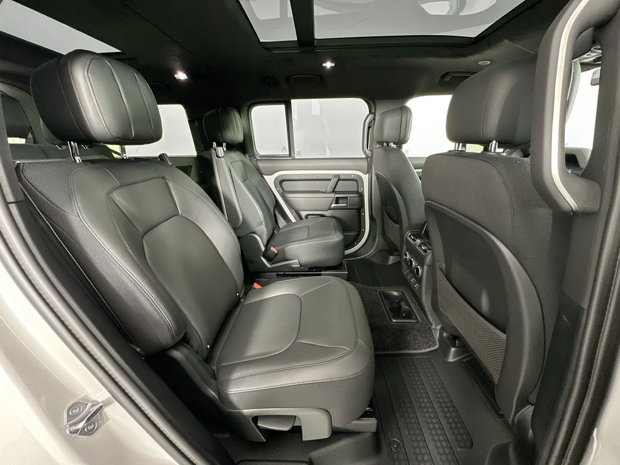 2026 Land Rover Defender 130 X