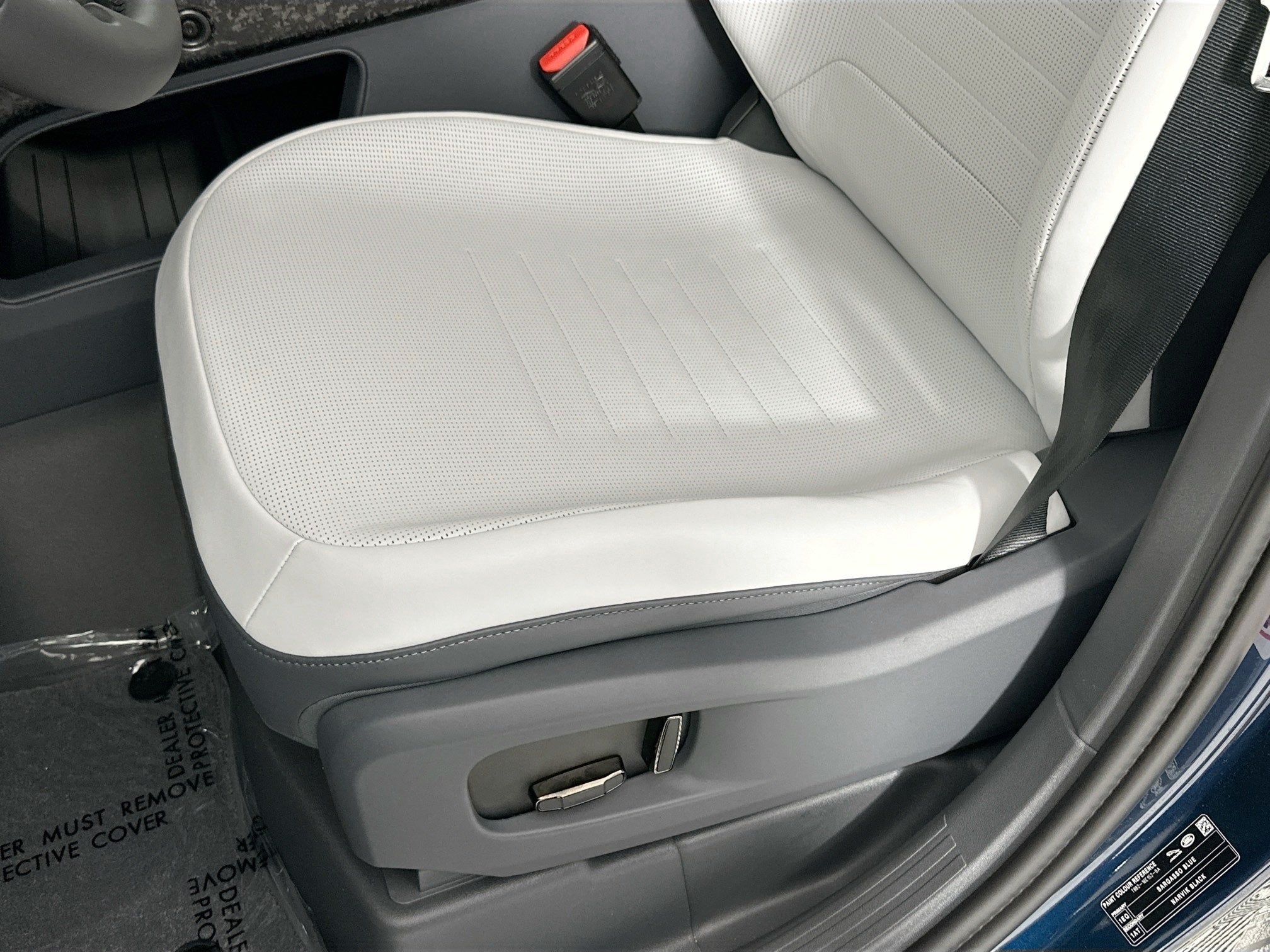 2026 Land Rover Defender 110 OCTA