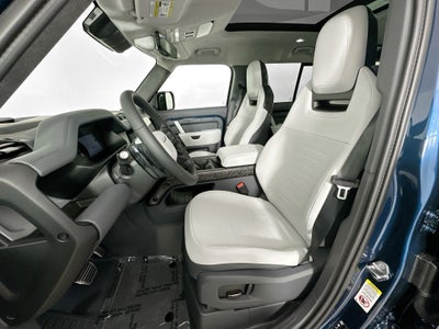 2026 Land Rover Defender 110 OCTA