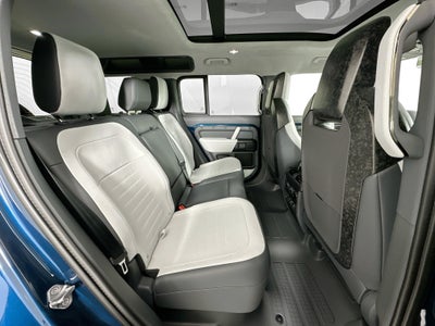 2026 Land Rover Defender 110 OCTA