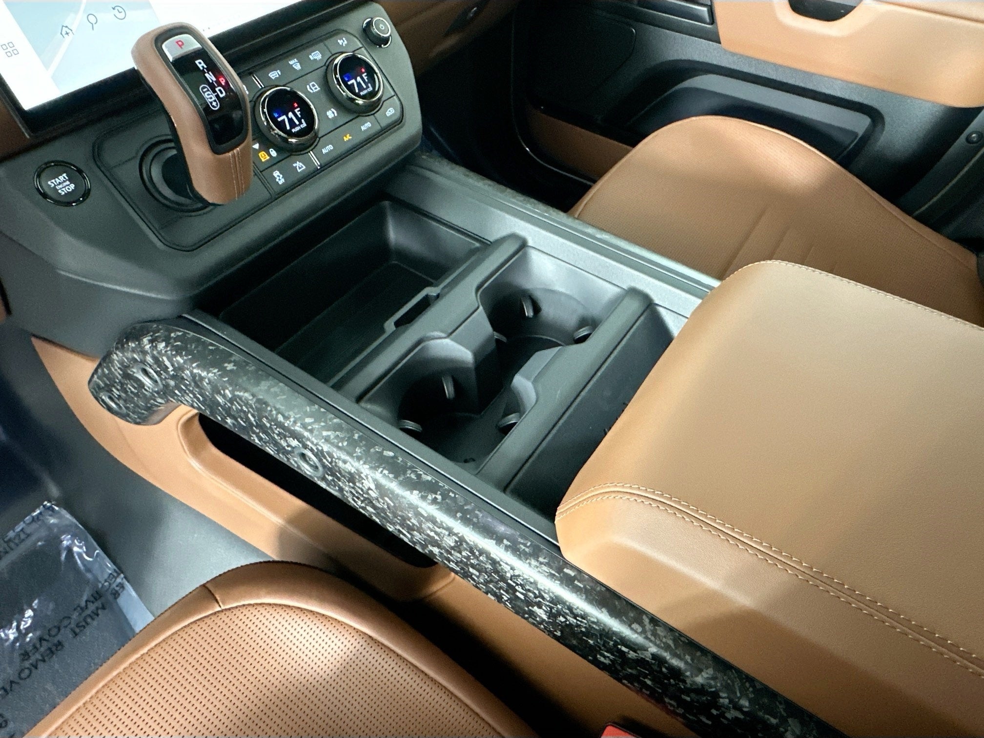 2026 Land Rover Defender 110 V8