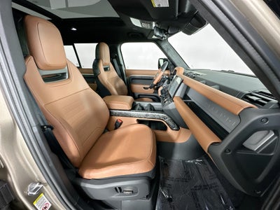 2026 Land Rover Defender 110 V8