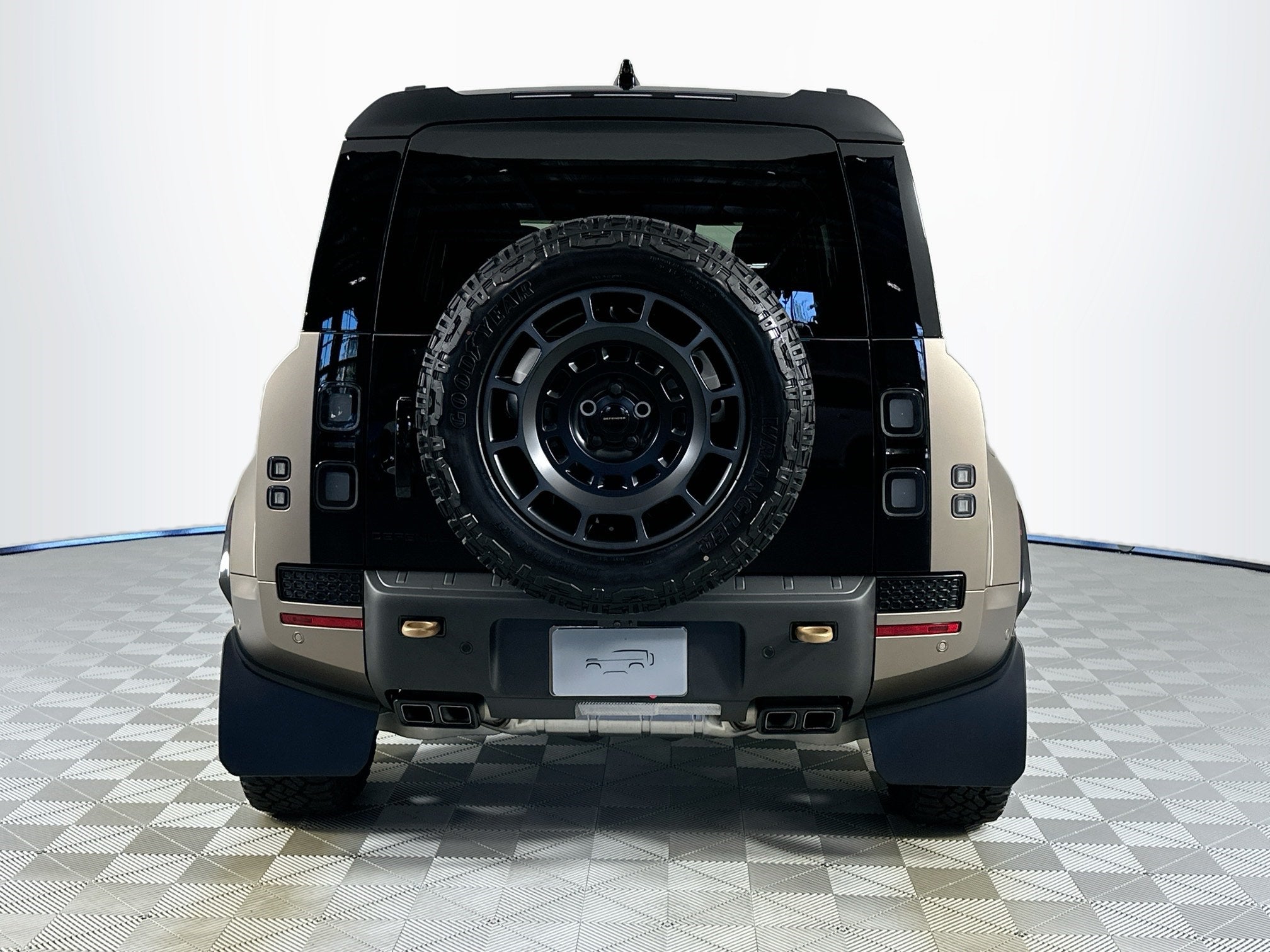 2026 Land Rover Defender 110 V8