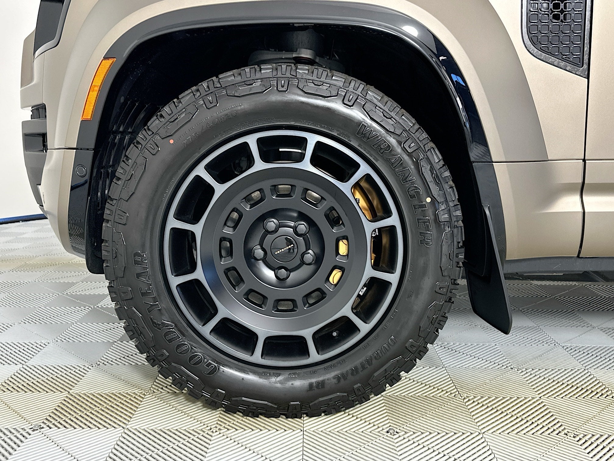 2026 Land Rover Defender 110 V8