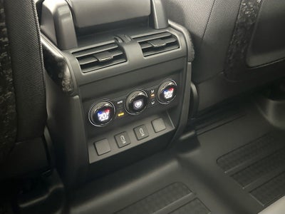 2026 Land Rover Defender 110 Base