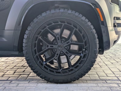 2026 Land Rover Defender 110 V8