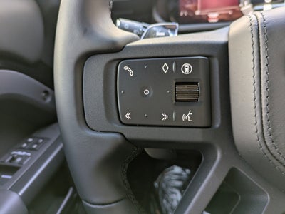 2026 Land Rover Defender 110 V8