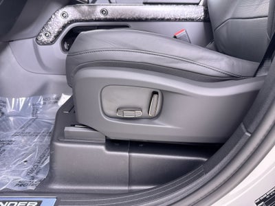 2026 Land Rover Defender 110 Base