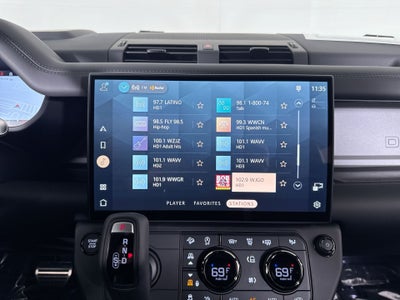 2026 Land Rover Defender 110 Base