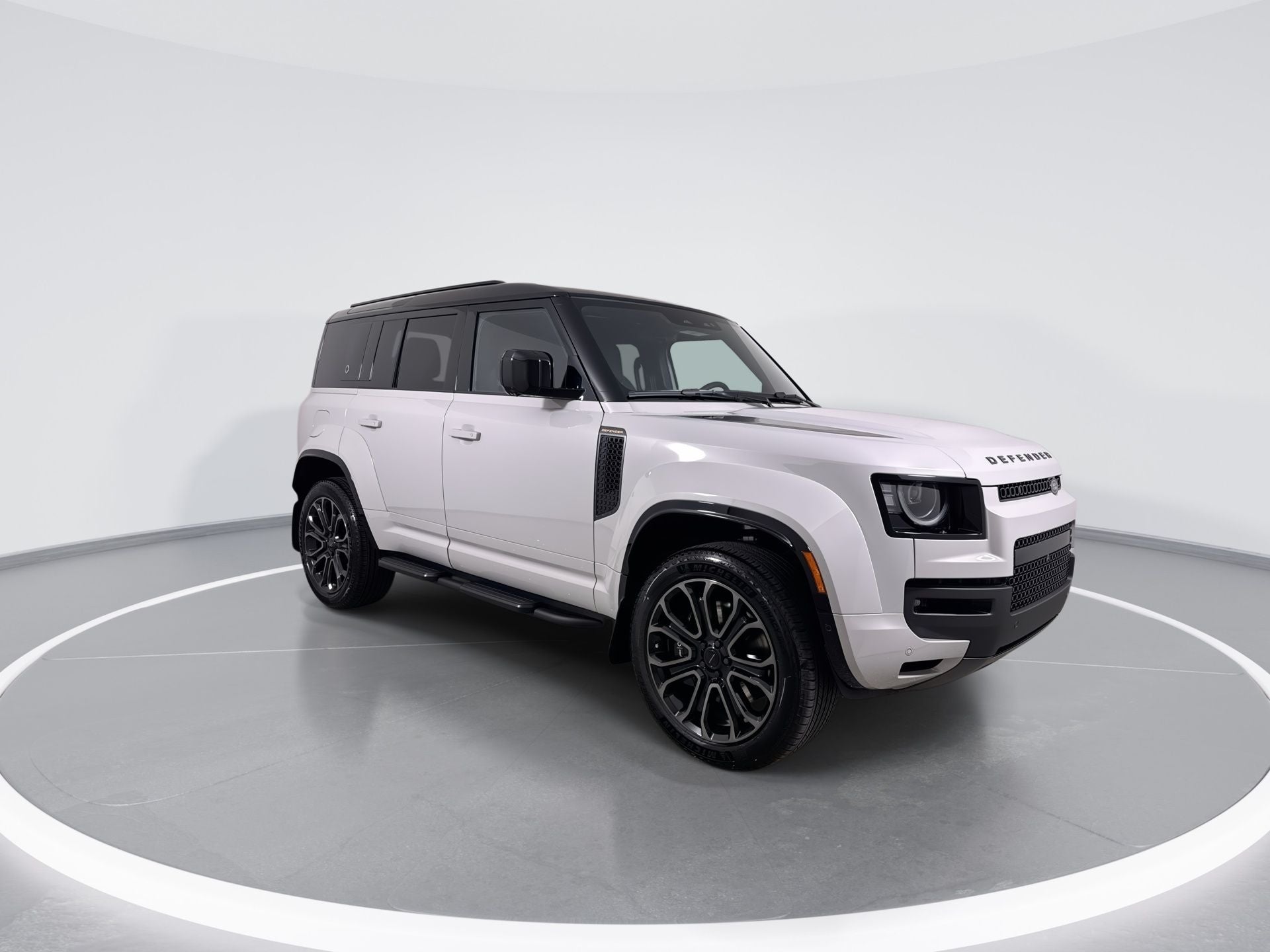 2026 Land Rover Defender 110 Base