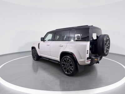 2026 Land Rover Defender 110 Base