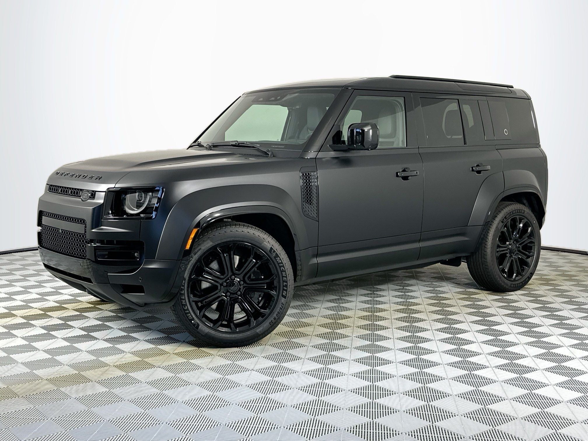2026 Land Rover Defender 110 Base