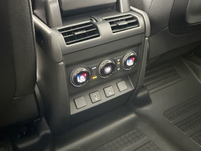 2026 Land Rover Defender 110 Base