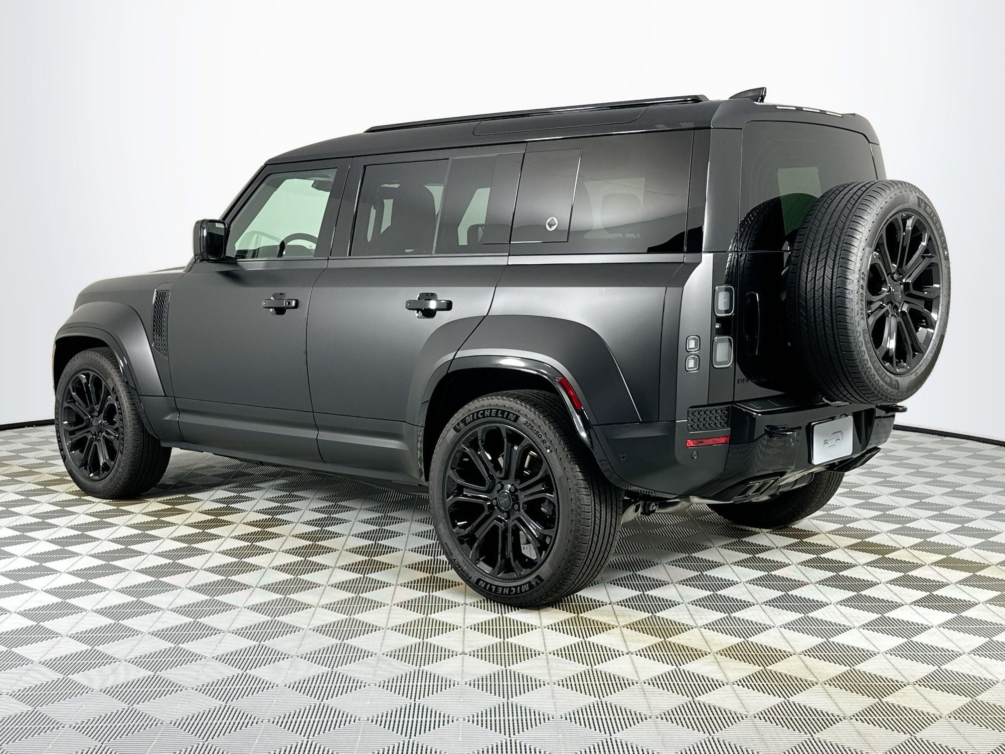 2026 Land Rover Defender 110 Base
