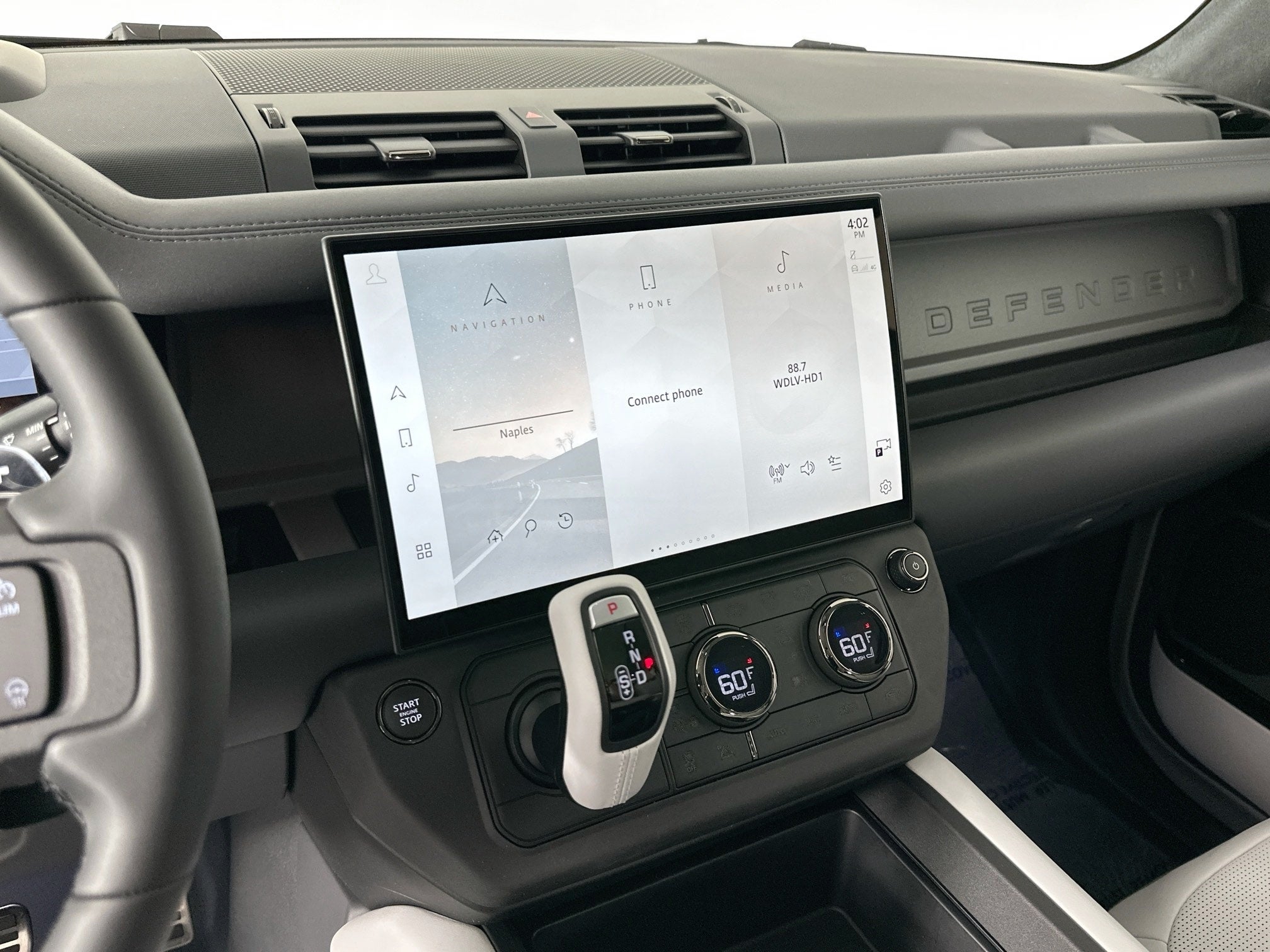 2026 Land Rover Defender 110 OCTA