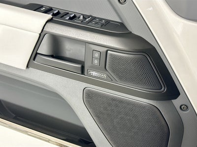 2026 Land Rover Defender 110 OCTA