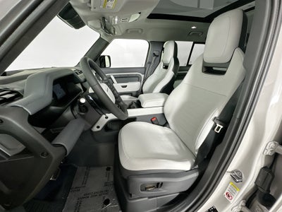 2026 Land Rover Defender 110 OCTA