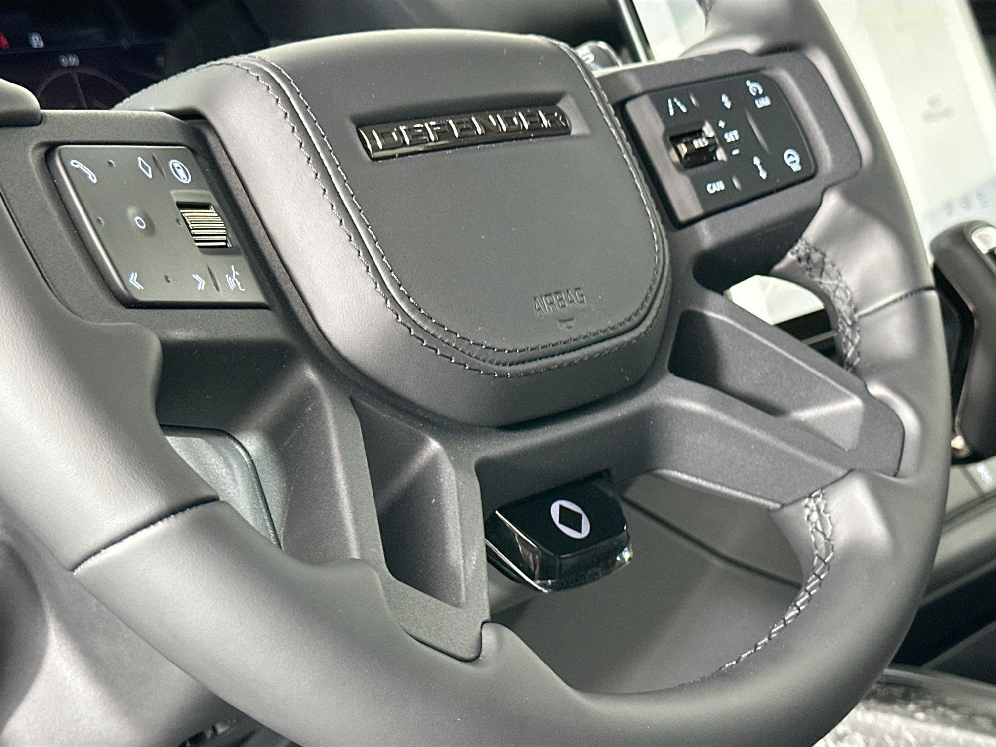 2026 Land Rover Defender 110 OCTA