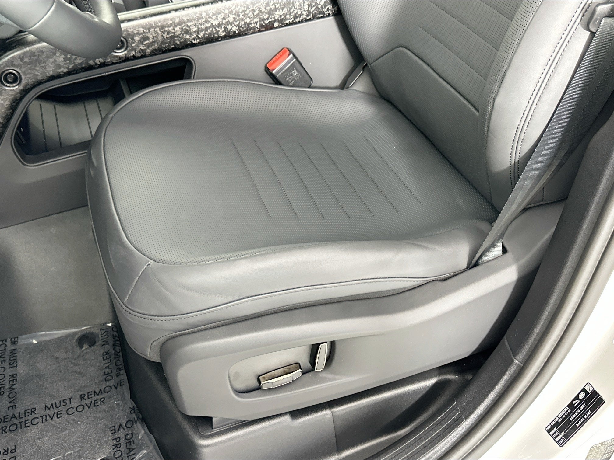 2026 Land Rover Defender 110 OCTA