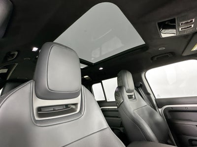 2026 Land Rover Defender 110 OCTA