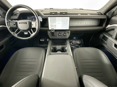 2026 Land Rover Defender 110 OCTA