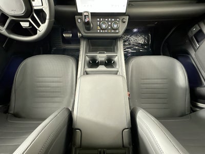 2026 Land Rover Defender 110 OCTA