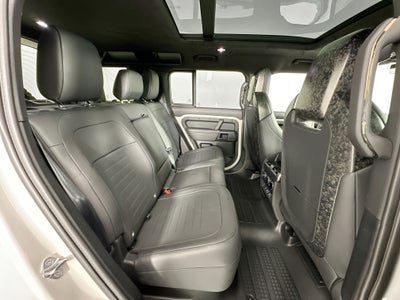 2026 Land Rover Defender 110 OCTA