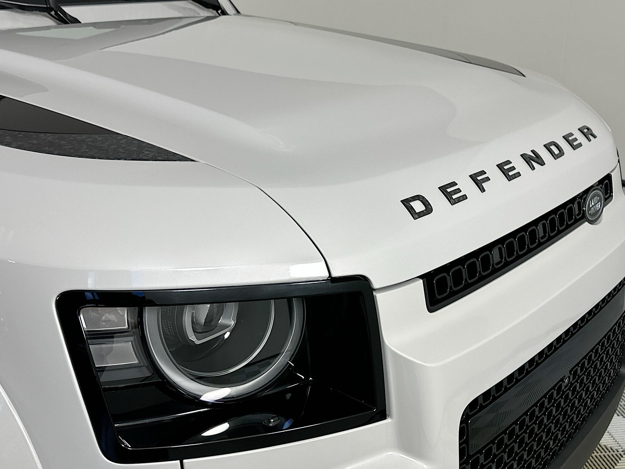 2026 Land Rover Defender 110 OCTA