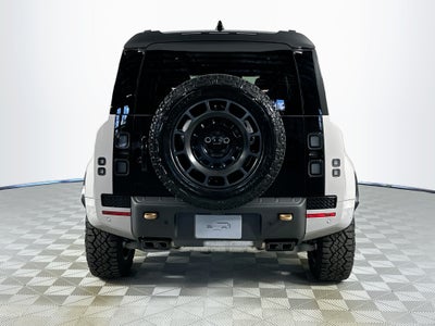 2026 Land Rover Defender 110 OCTA