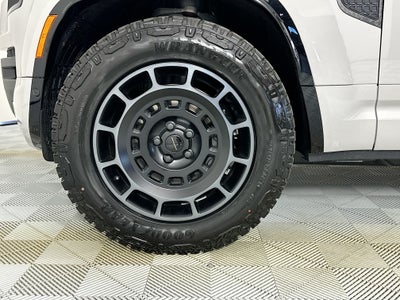 2026 Land Rover Defender 110 OCTA